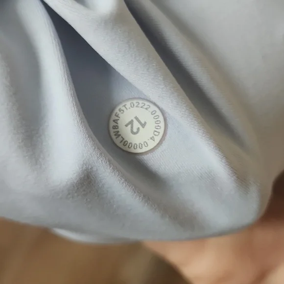 Lululemon Hotty Hot High-Rise Skirt *Long Size 12 - Picture 5 of 6